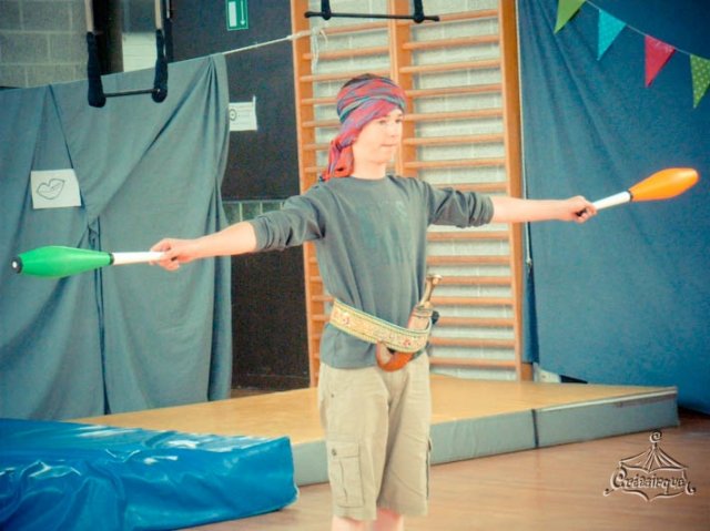 phoca_thumb_l_spectacle2010_28